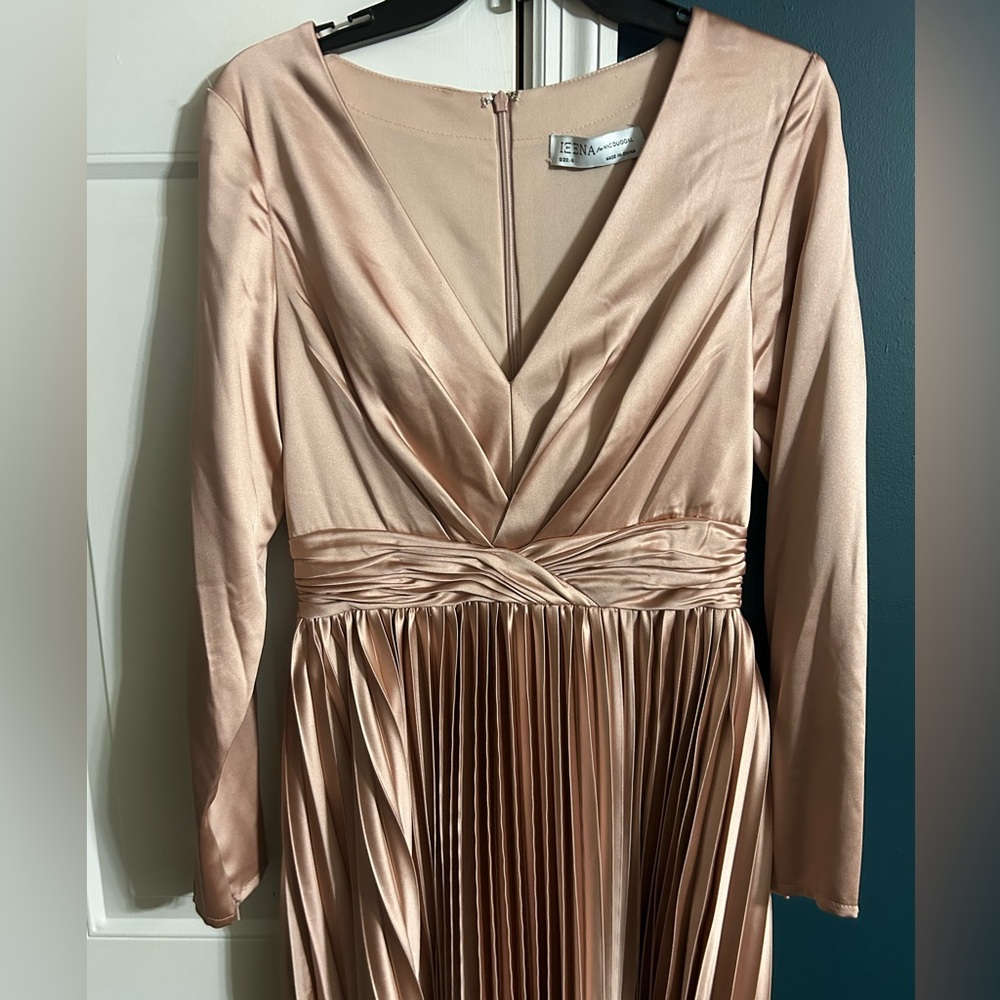 Mac Duggal Rose Pink Pleated Long Sleeve V-Neck Dress Size 6 - Picture 3 of 11